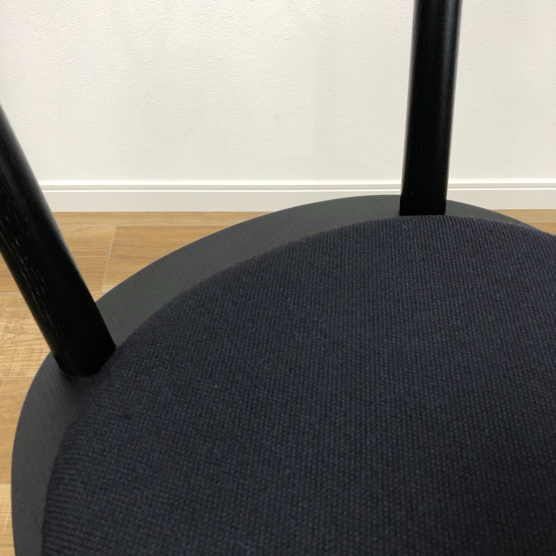 カリモク家具 omi Armless Chair Grain matte black / カリモク家具（カリモクカグ） / ダイニングチェア / AWN30383_dt_17.jpg