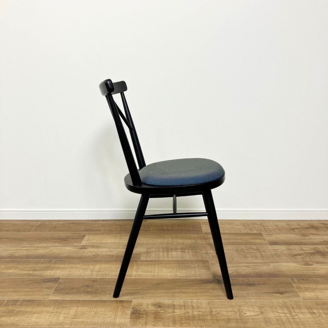 カリモク家具 omi Armless Chair Grain matte black / カリモク家具（カリモクカグ） / ダイニングチェア / AWN30384_dt_05.jpg