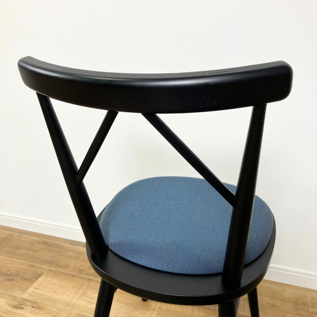 カリモク家具 omi Armless Chair Grain matte black / カリモク家具（カリモクカグ） / ダイニングチェア / AWN30384_dt_10.jpg