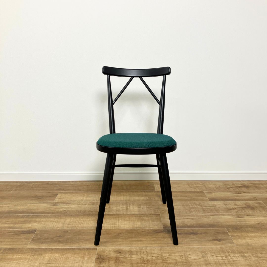 カリモク家具 omi Armless Chair Grain matte black / カリモク家具（カリモクカグ） / ダイニングチェア / AWN30385_dt_01.jpg