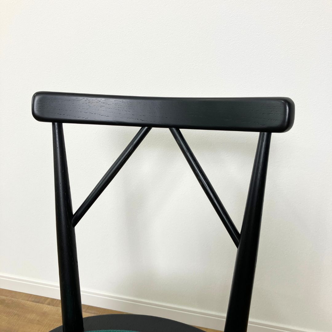 カリモク家具 omi Armless Chair Grain matte black / カリモク家具（カリモクカグ） / ダイニングチェア / AWN30385_dt_06.jpg