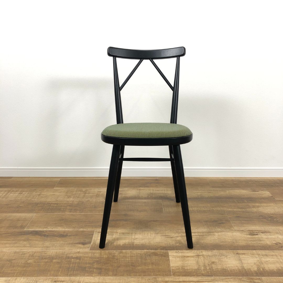 カリモク家具 omi Armless Chair Grain matte black / カリモク家具（カリモクカグ） / ダイニングチェア / AWN30386_dt_01.jpg