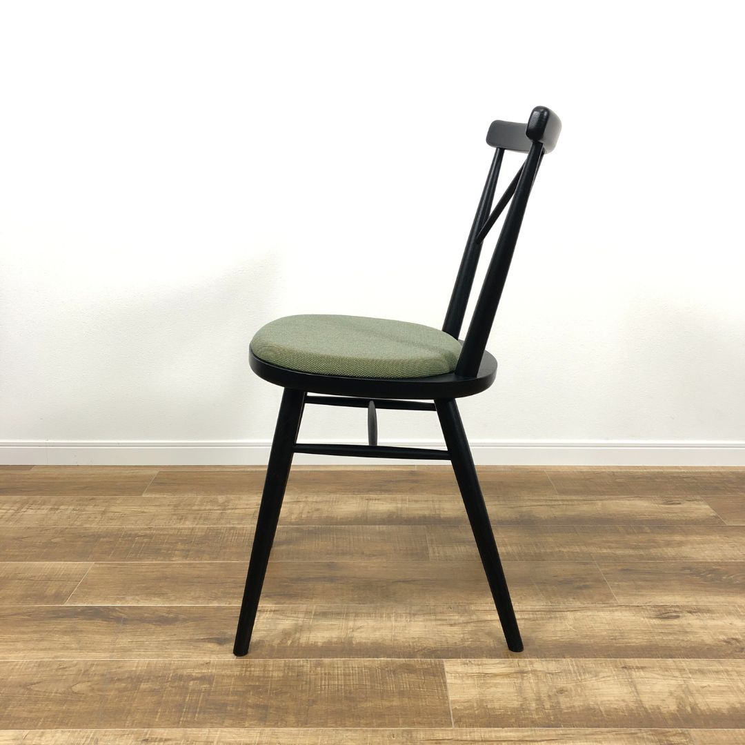 カリモク家具 omi Armless Chair Grain matte black / カリモク家具（カリモクカグ） / ダイニングチェア / AWN30386_dt_02.jpg