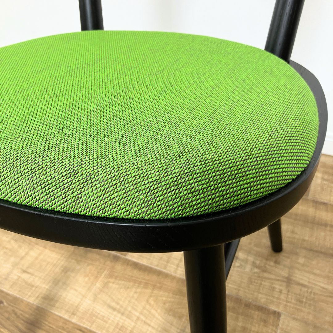 カリモク家具 omi Armless Chair Grain matte black / カリモク家具（カリモクカグ） / ダイニングチェア / AWN30387_dt_07.jpg