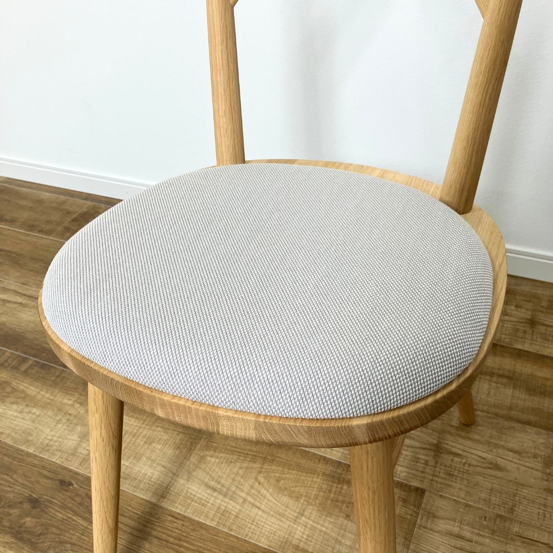カリモク家具 omi Armless Chair PURE OAK / カリモク家具（カリモクカグ） / ダイニングチェア / AWN30388_dt_06.jpg