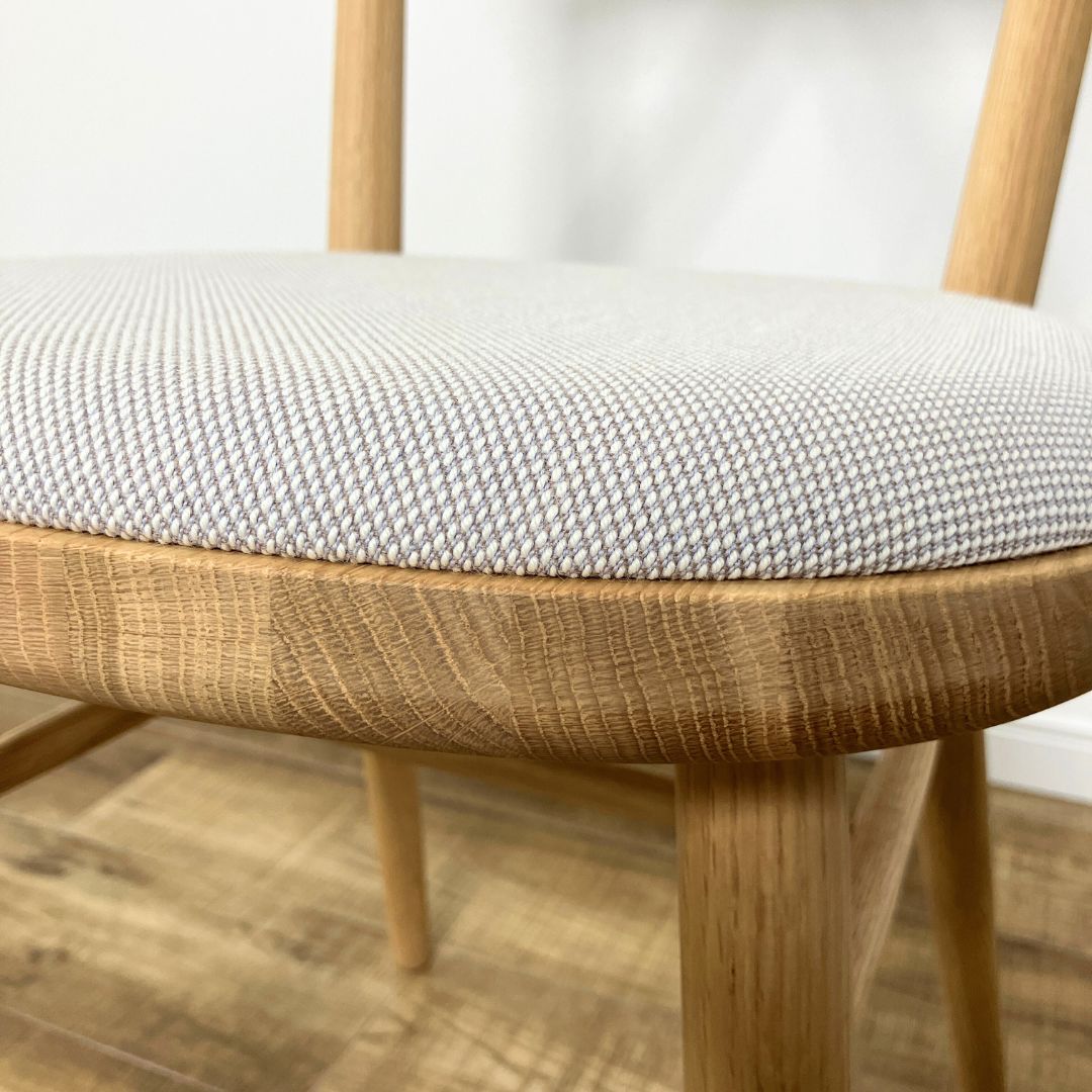 カリモク家具 omi Armless Chair PURE OAK / カリモク家具（カリモクカグ） / ダイニングチェア / AWN30388_dt_07.jpg