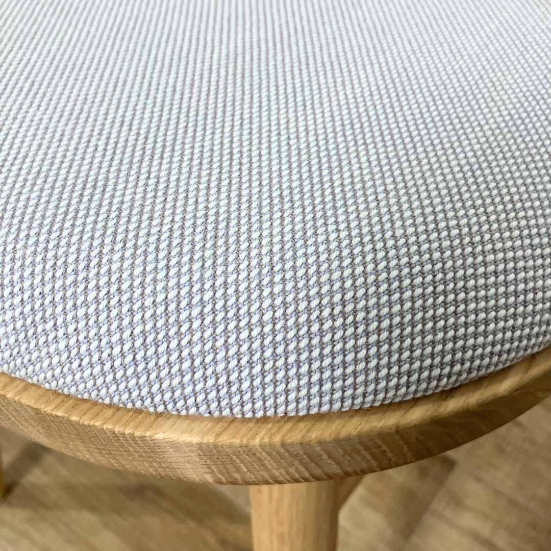 カリモク家具 omi Armless Chair PURE OAK / カリモク家具（カリモクカグ） / ダイニングチェア / AWN30388_dt_08.jpg