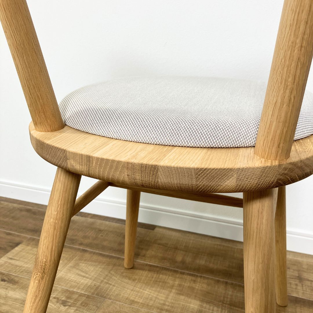カリモク家具 omi Armless Chair PURE OAK / カリモク家具（カリモクカグ） / ダイニングチェア / AWN30388_dt_10.jpg