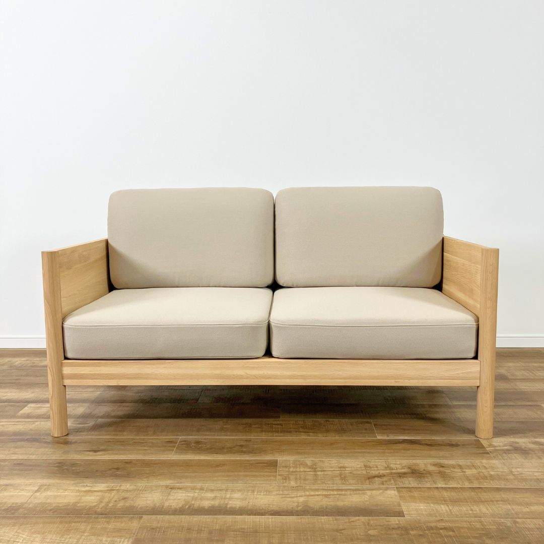 Karimoku New Standard Castor Lobby Sofa 2seater Beige / Karimoku New Standard（カリモクニュースタンダード） / 2人掛けソファ / AWN30395_dt_01.jpg