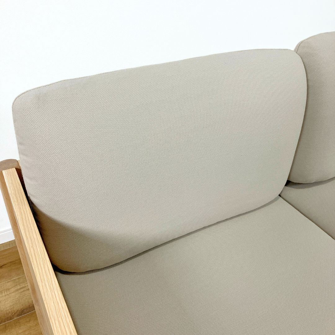 Karimoku New Standard Castor Lobby Sofa 2seater Beige / Karimoku New Standard（カリモクニュースタンダード） / 2人掛けソファ / AWN30395_dt_09.jpg