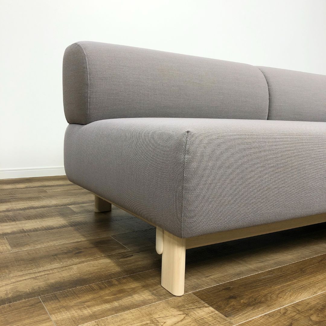 Karimoku New Standard Elephant Sofa 3-Seater Bench Warm Gray / Karimoku New Standard（カリモクニュースタンダード） / 3人掛けソファ / AWN30406_dt_05.jpg