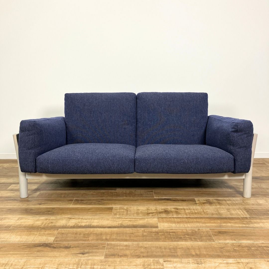 Karimoku New Standard Castor Sofa 2-Seater Ottoman SET Grain Gray / Karimoku New Standard（カリモクニュースタンダード） / 2人掛けソファ / AWN30407_dt_01.jpg