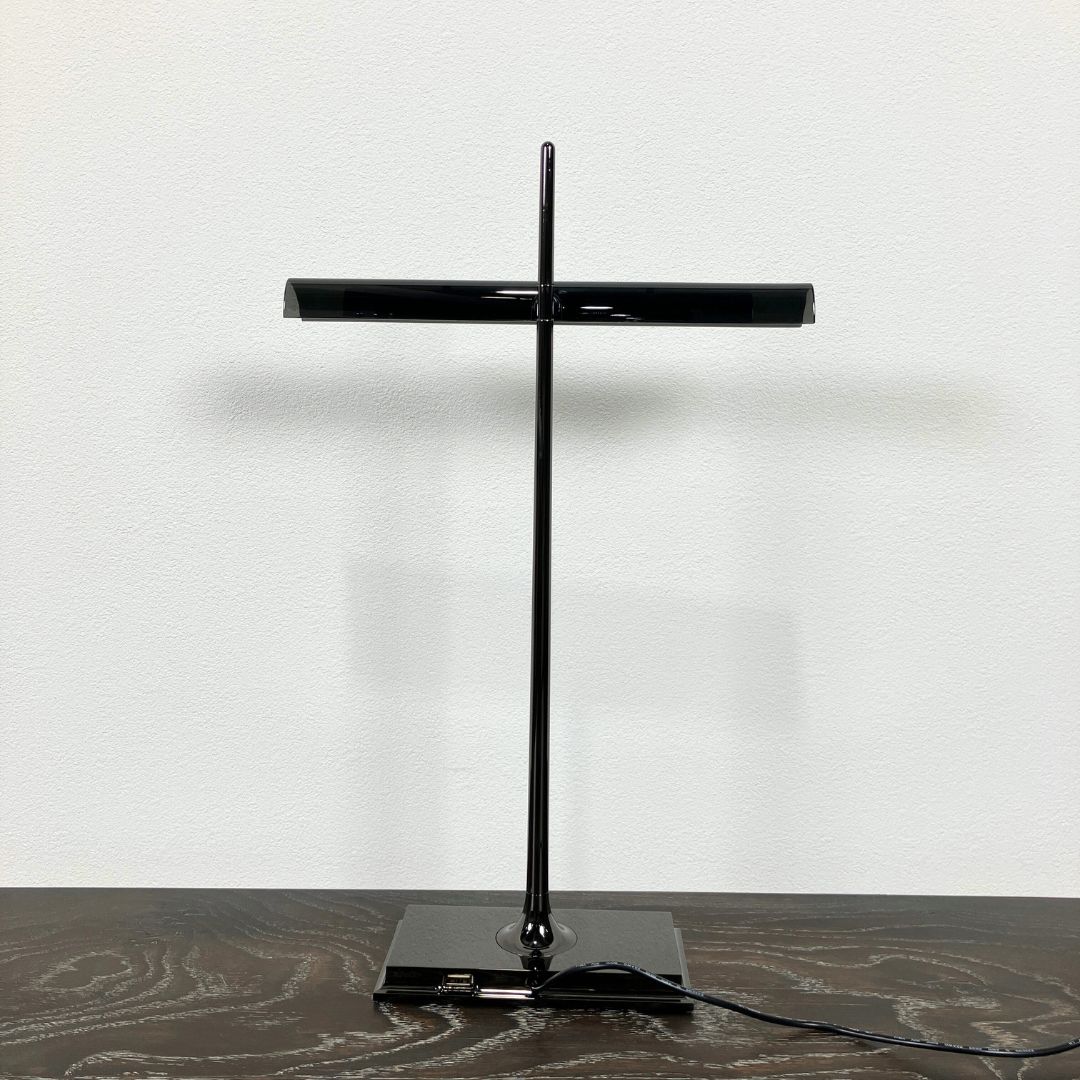 FLOS GOLDMAN USB BLK SMK / FLOS（フロス） / テーブルランプ・テーブルライト / AWN30409_dt_02.jpg
