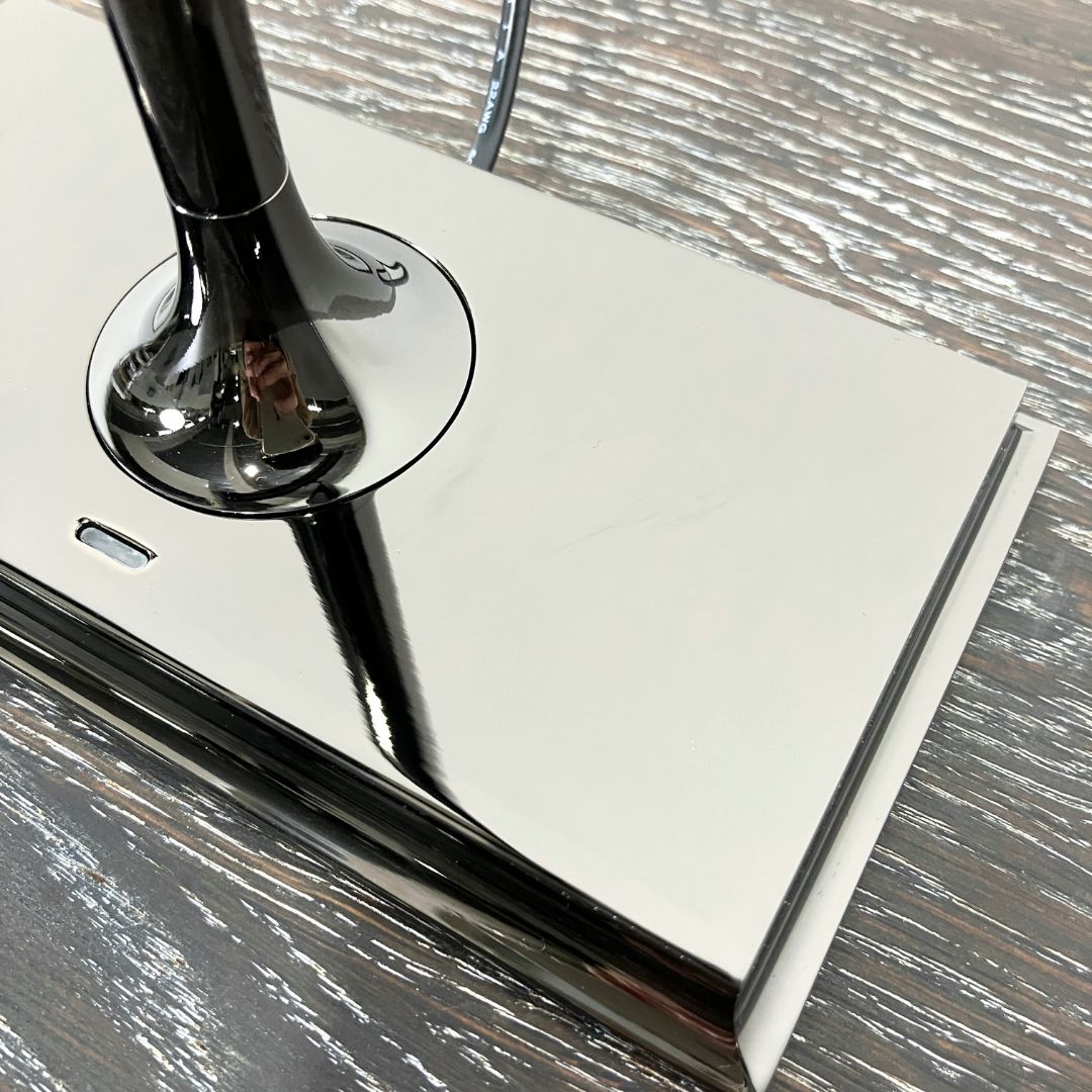 FLOS GOLDMAN USB BLK SMK / FLOS（フロス） / テーブルランプ・テーブルライト / AWN30409_dt_08.jpg