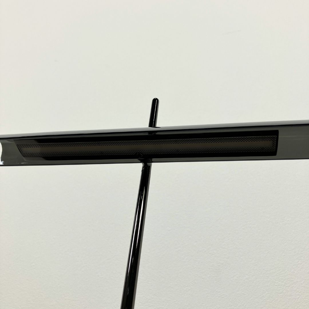 FLOS GOLDMAN USB BLK SMK / FLOS（フロス） / テーブルランプ・テーブルライト / AWN30409_dt_12.jpg