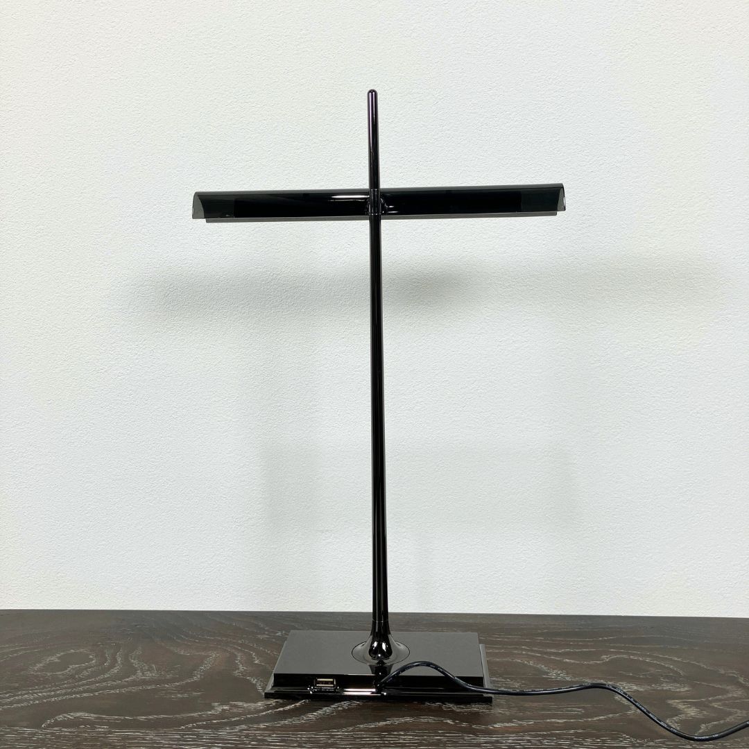 FLOS GOLDMAN USB BLK SMK / FLOS（フロス） / テーブルランプ・テーブルライト / AWN30410_dt_03.jpg