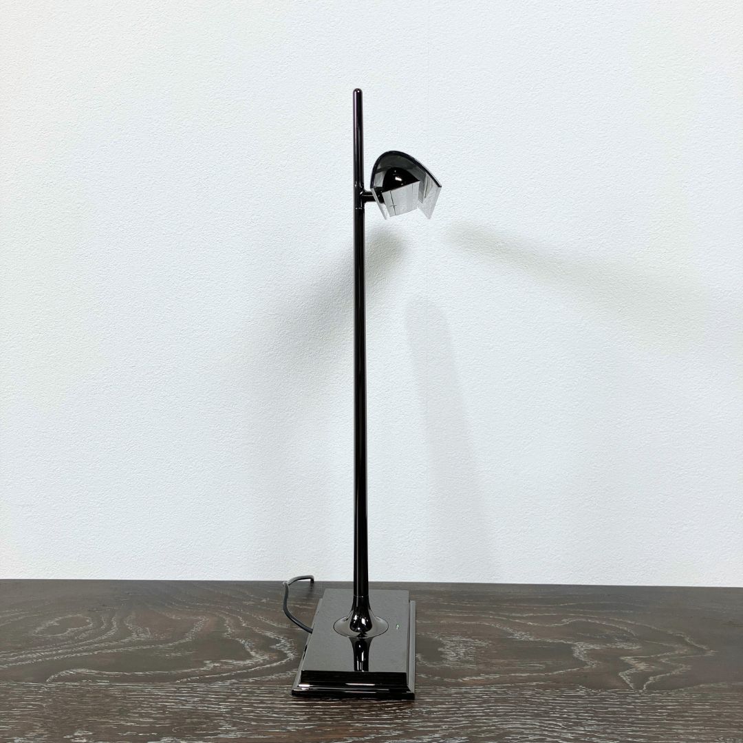 FLOS GOLDMAN USB BLK SMK / FLOS（フロス） / テーブルランプ・テーブルライト / AWN30411_dt_05.jpg