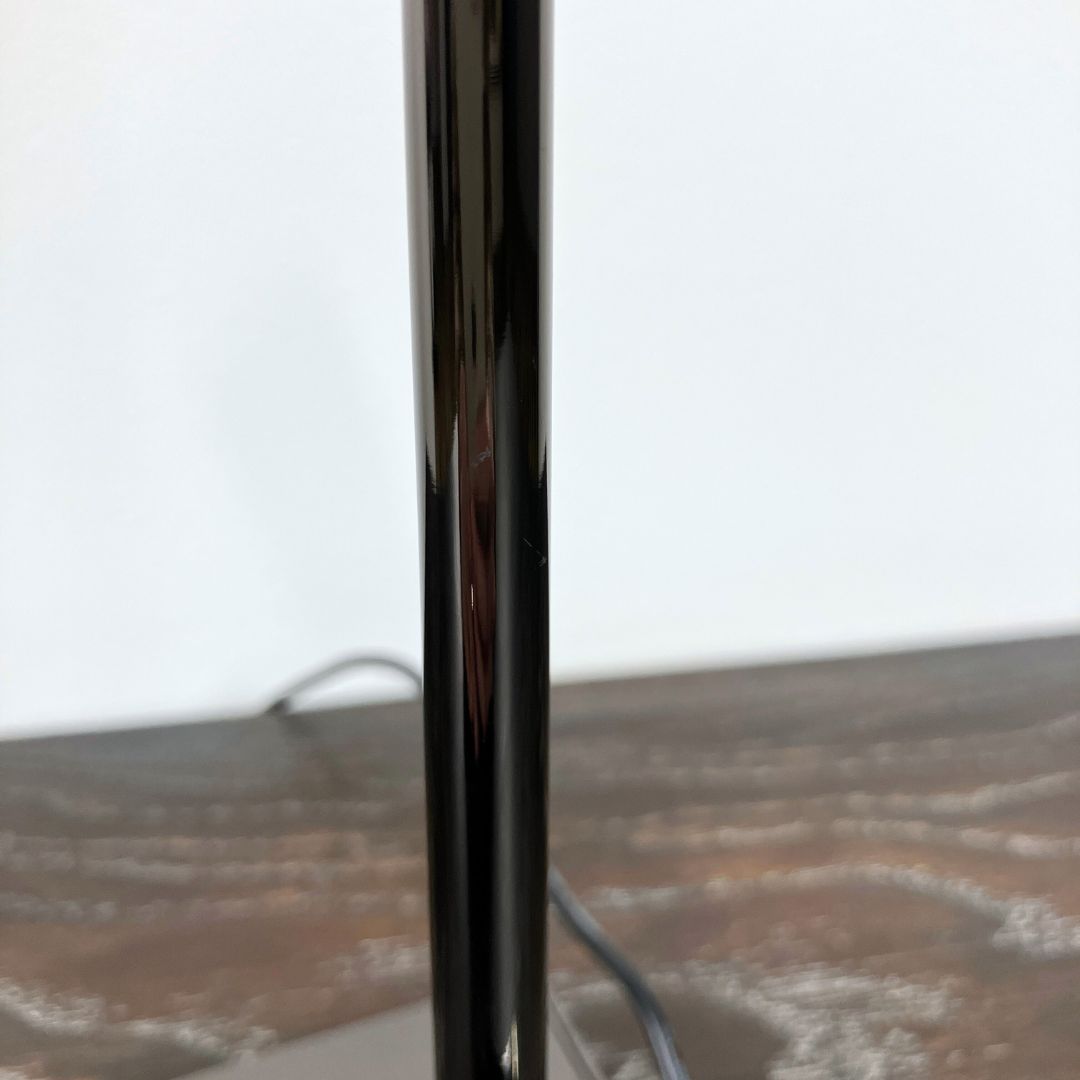 FLOS GOLDMAN USB BLK SMK / FLOS（フロス） / テーブルランプ・テーブルライト / AWN30411_dt_10.jpg
