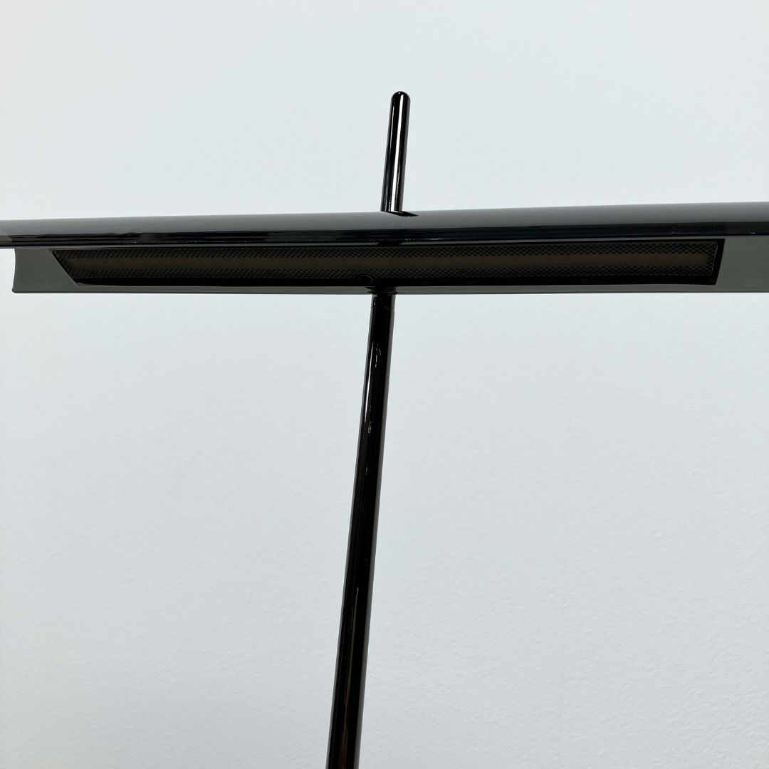 FLOS GOLDMAN USB BLK SMK / FLOS（フロス） / テーブルランプ・テーブルライト / AWN30411_dt_11.jpg
