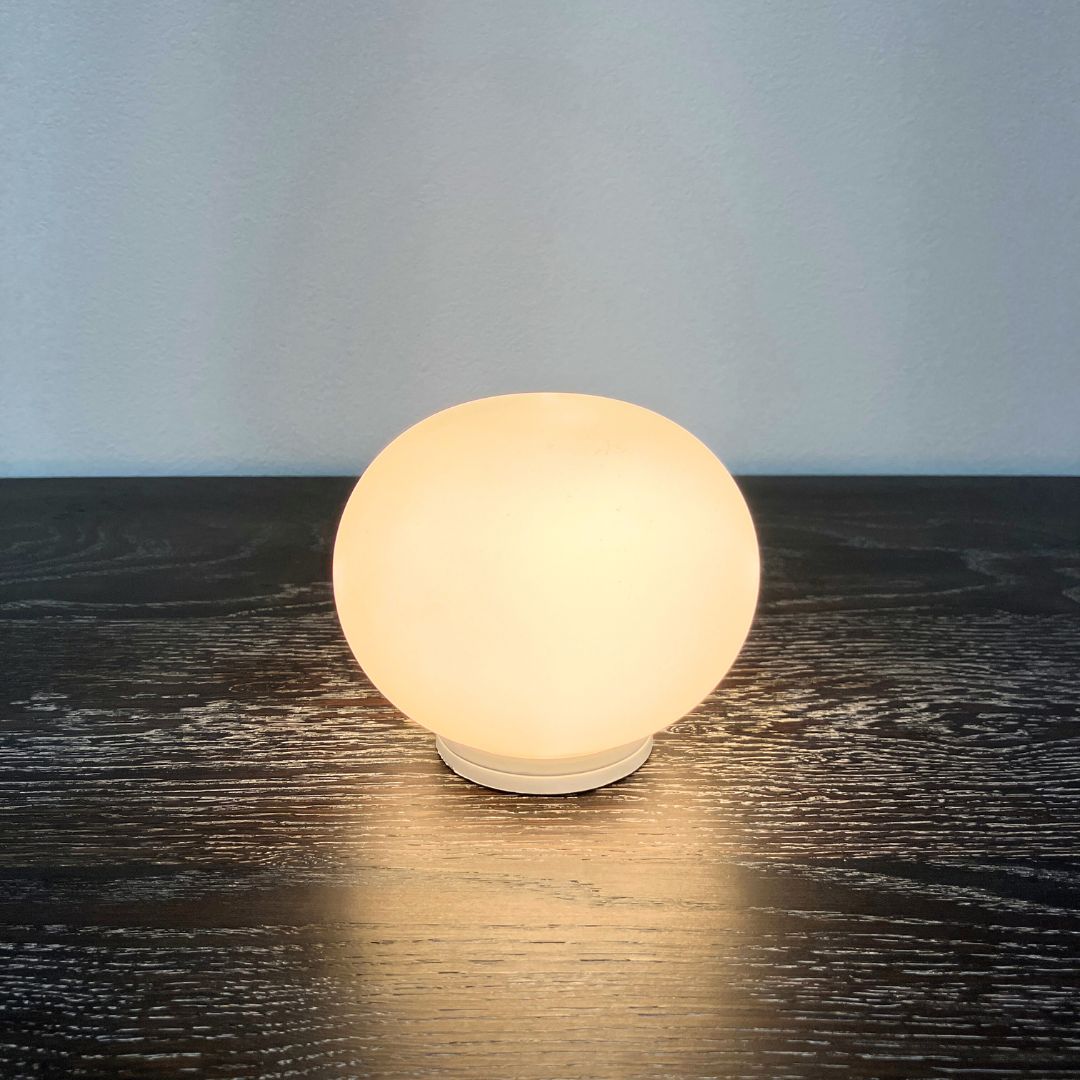 FLOS MINI GLO-BALL T / FLOS（フロス） / テーブルランプ・テーブルライト / AWN30412_dt_01.jpg