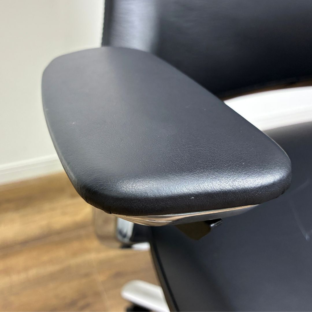 ITOKI LEONIS CHAIR KJ-215LME-Z9T1 EXTRA HIGH BACK BLACK / ITOKI（イトーキ） / デスクチェア / AWN30435_dt_09.jpg