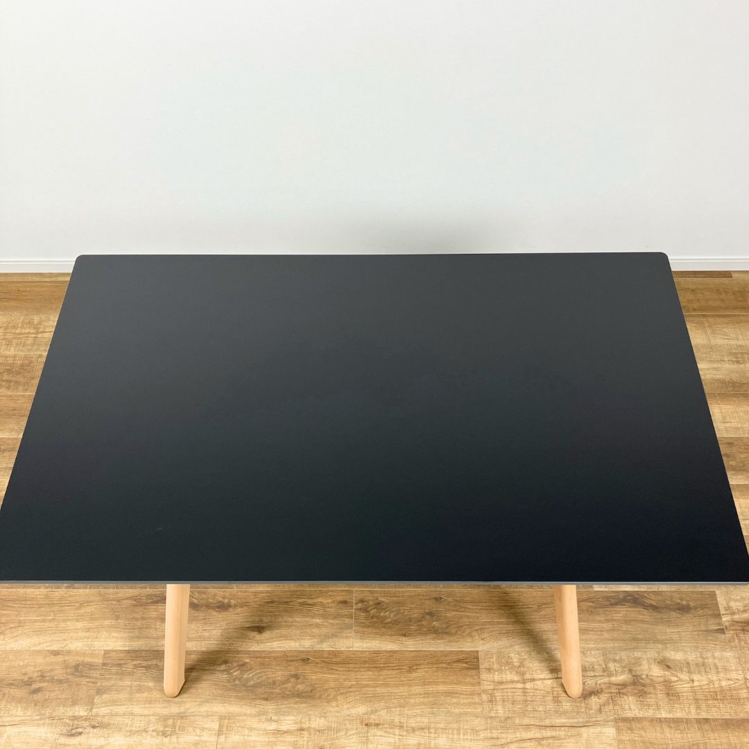 MAGIS TV1872 BUTCH The Wild Bunch Black / MAGIS（マジス） / ダイニングテーブル / AWN30451_dt_03.jpg