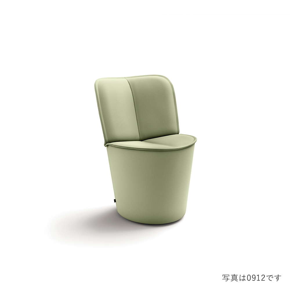 Nenou chair 16177_COR / COR（コア） / ラウンジチェア / CCR10037RED_ma.jpg