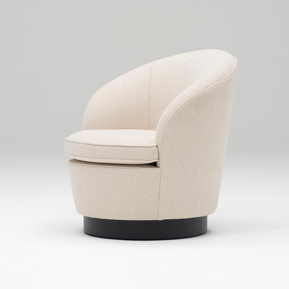 COCOON LOUNGE CHAIR / COMPLEX UNIVERSAL FURNITURE SUPPLY（コンプレックスユニバーサルファニチャーサプライ） / 1人掛けソファ / CPX10100_dt_01.jpg