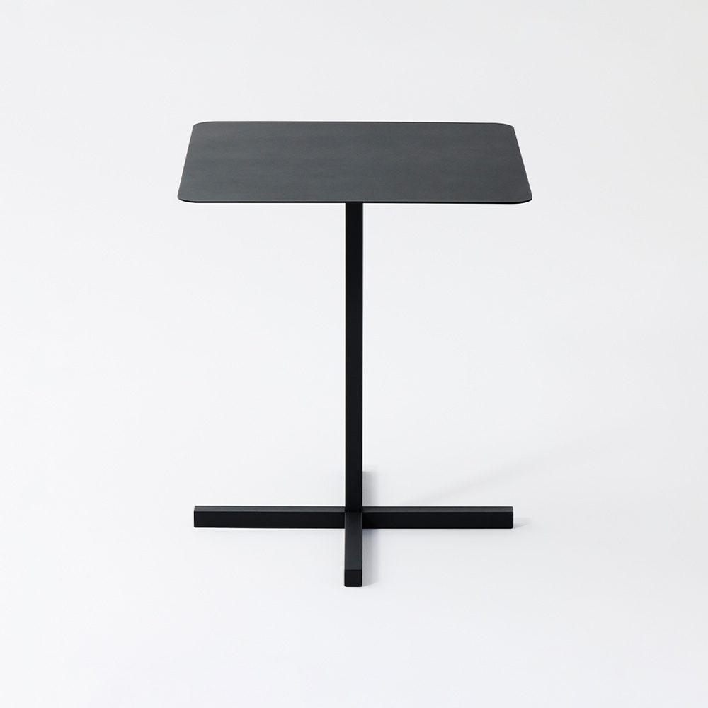 DUENDE SOLID STEEL DINER TABLE SQUARE / DUENDE（デュエンデ） / ダイニングテーブル / DUE10028_dt_01.jpg