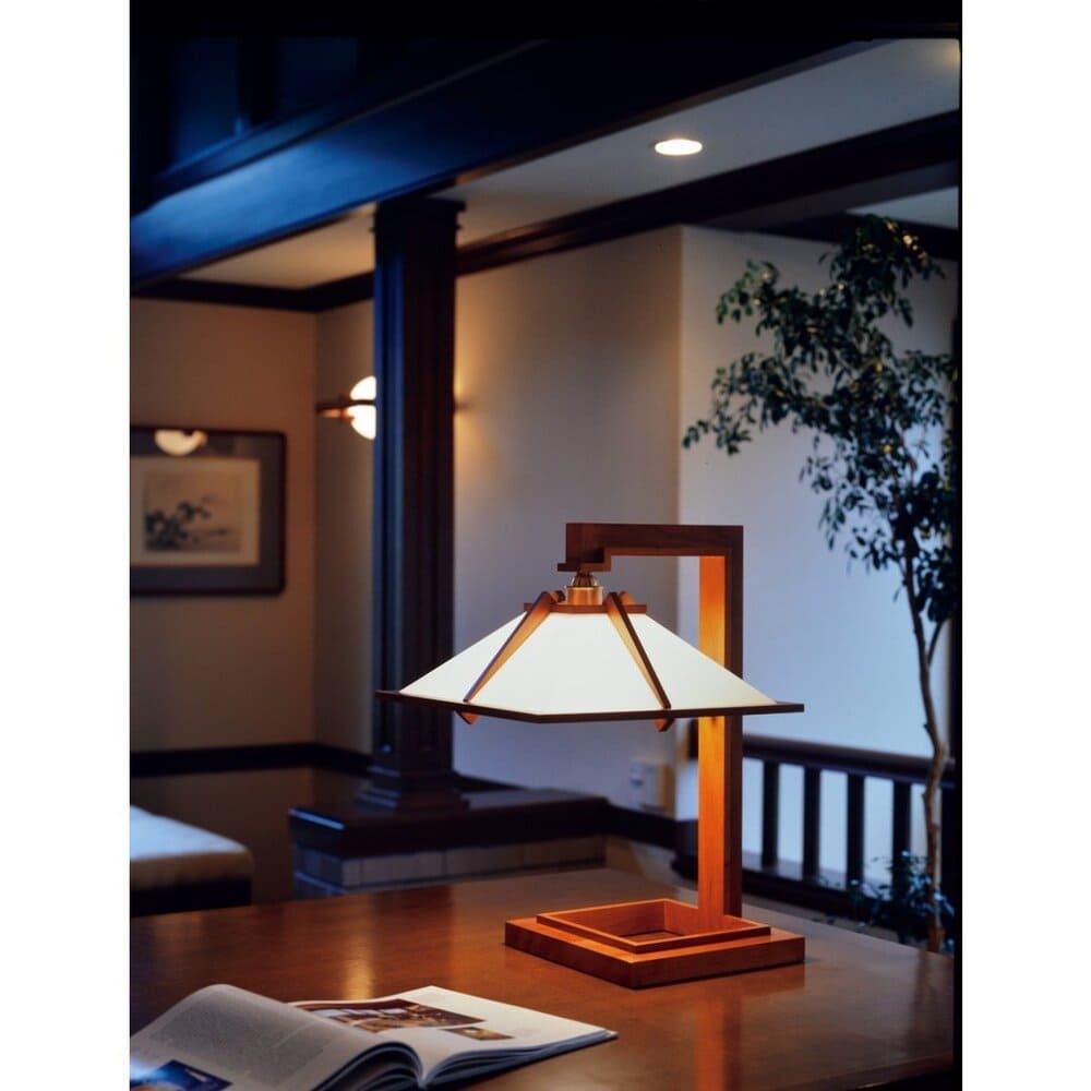 TALIESIN 1 ウォルナット 322S7565_H508 / Frank Lloyd Wright (YAMAGIWA)（フランクロイドライト (ヤマギワ)） / テーブルランプ・テーブルライト / FLW10044_dt_01.jpg