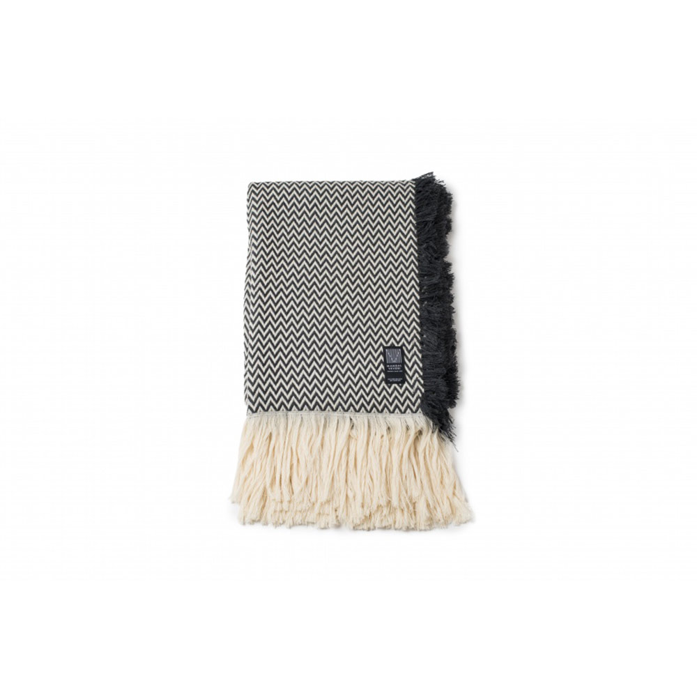 Bunad Blanket Single color / Fram Oslo(フラムオスロ) / その他インテリア雑貨 / FRO10002BLK_ma.jpg