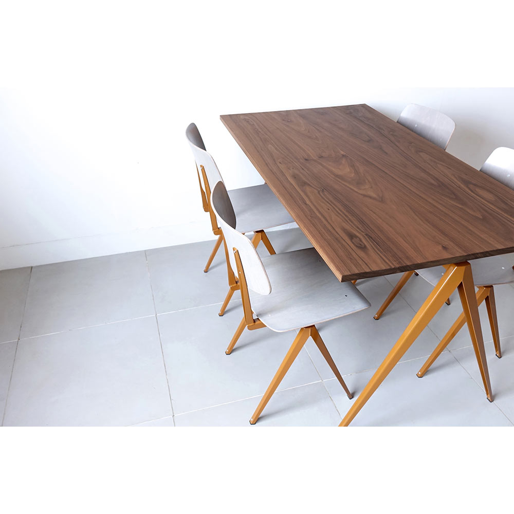 GALVANITAS TD.4 TABLE W1400 Walnut / GALVANITAS（ガルファニタス） / ダイニングテーブル / GAL10004_dt_23.jpg