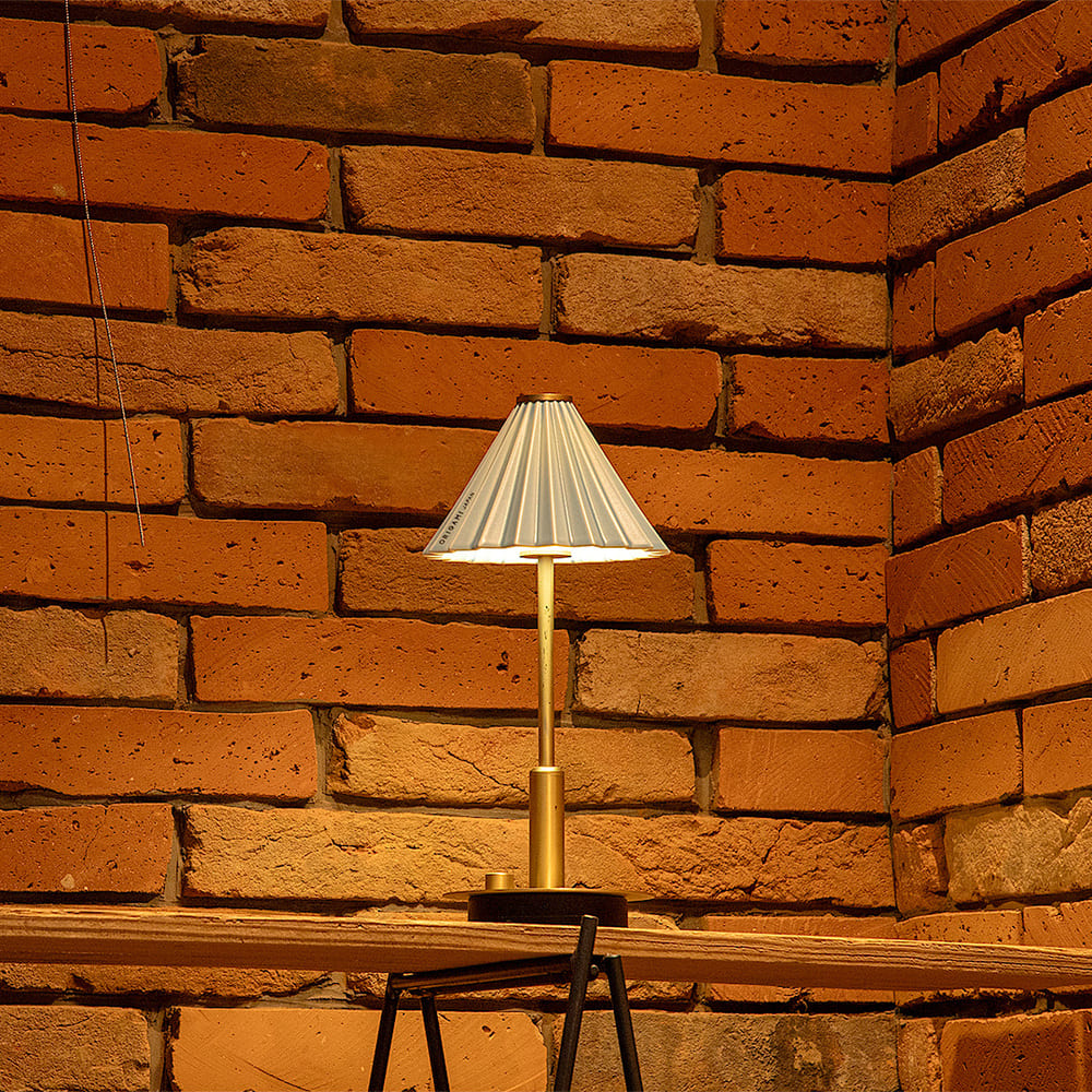 ORIGAMI LAMP ポータブル コッパー TC-2501-CP_gram eight / gram eight（グラムエイト） / テーブルランプ・テーブルライト / GME10025_dt_09.jpg