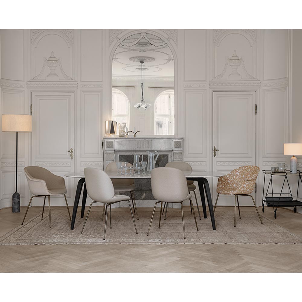 GUBI Bat Dining Chair - Conic base,  Black Matt Base / GUBI（グビ） / ダイニングチェア / GUB10009_dt_07.jpg