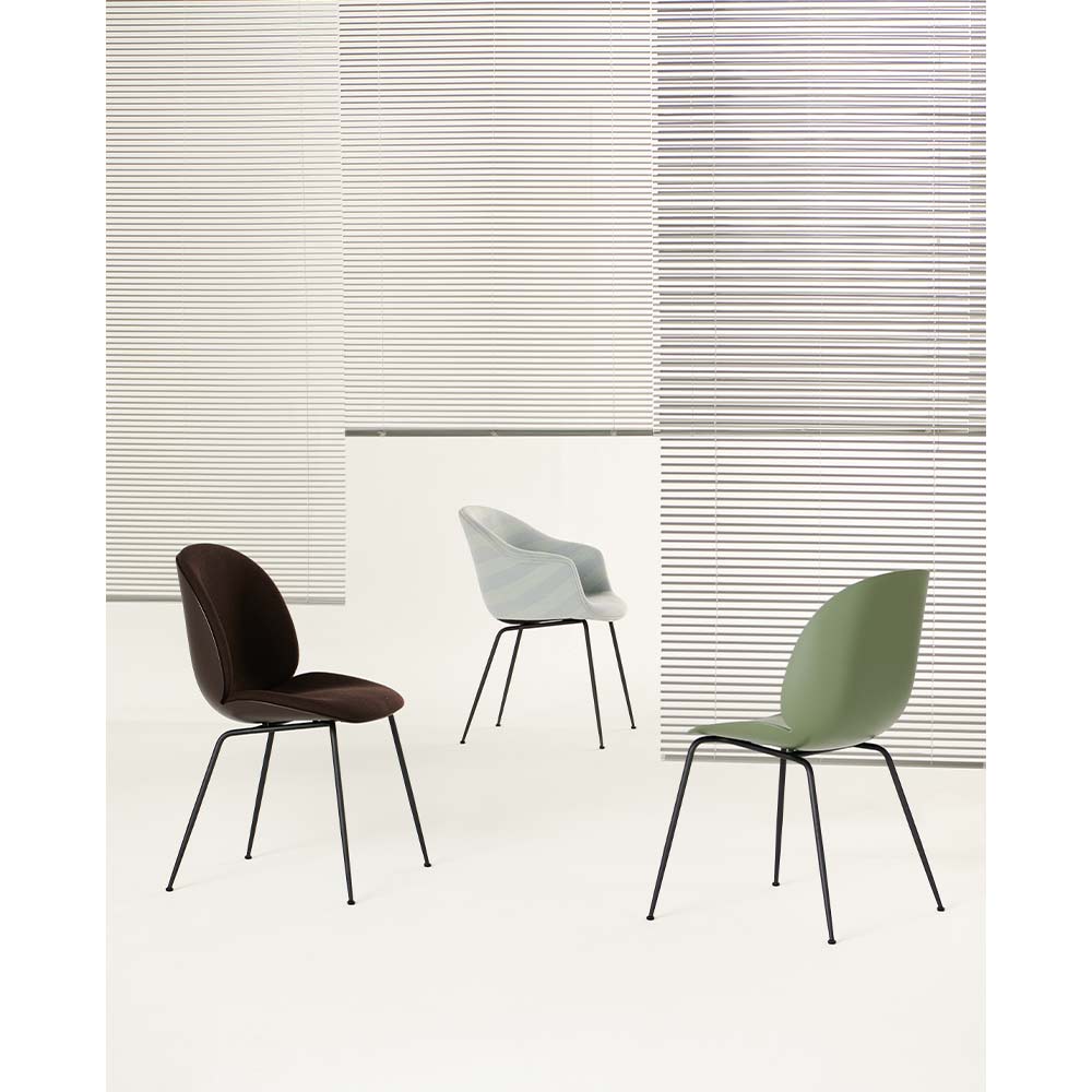 GUBI Bat Dining Chair - Conic base,  Black Matt Base / GUBI（グビ） / ダイニングチェア / GUB10009_dt_10.jpg