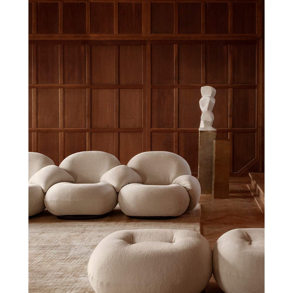 GUBI Pacha Lounge Chair - Fully Upholstered (Pearl Gold Base) / GUBI（グビ） / 1人掛けソファ / GUB10056_dt_19.jpg