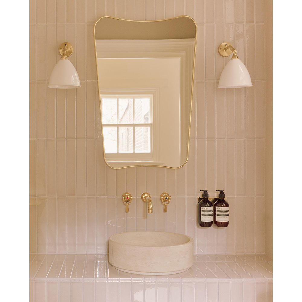 GUBI F.A.33 Wall Mirror - W540 / GUBI（グビ） / 壁掛けミラー・壁掛け鏡・鏡台・スタンドミラー / GUB10064_dt_05.jpg