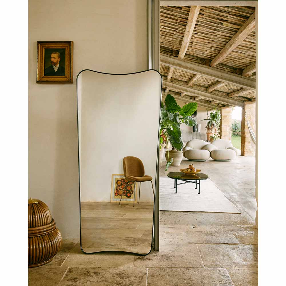 GUBI F.A.33 Wall Mirror - W700 / GUBI（グビ） / 壁掛けミラー・壁掛け鏡・鏡台・スタンドミラー / GUB10065_dt_03.jpg