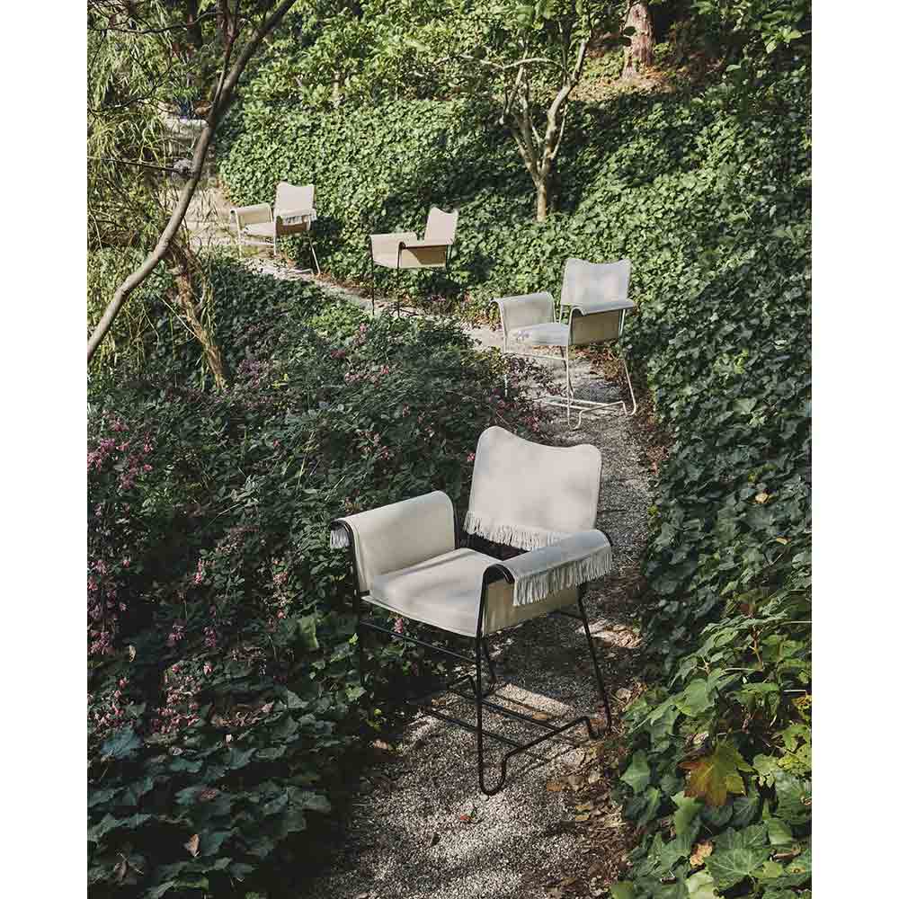 GUBI Tropique Dining Chair - fringe  クラシックホワイトセミマット / GUBI（グビ） / ガーデンチェア・アウトドアチェア / GUB10068_dt_13.jpg