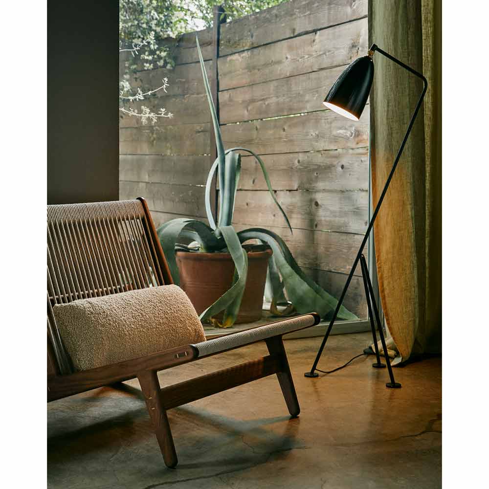 GUBI MR01 Initial Chair with Cushion,  Oak / GUBI（グビ） / ラウンジチェア / GUB10126_dt_11.jpg