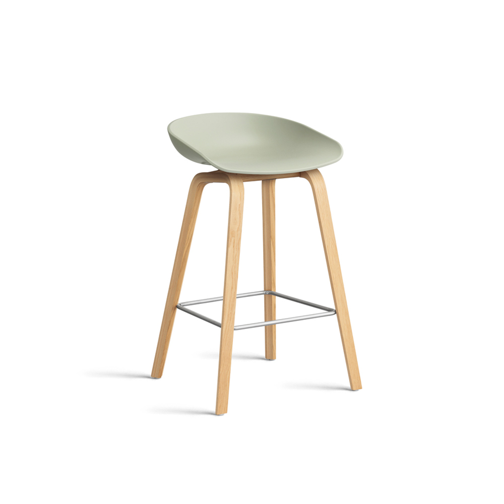 AAS 32 2.0 LOW STOOL H75 Oak Base/stainless footrest HAY / HAY（ヘイ） / カウンターチェア・バーチェア / HAY10029GRN_ma.jpg