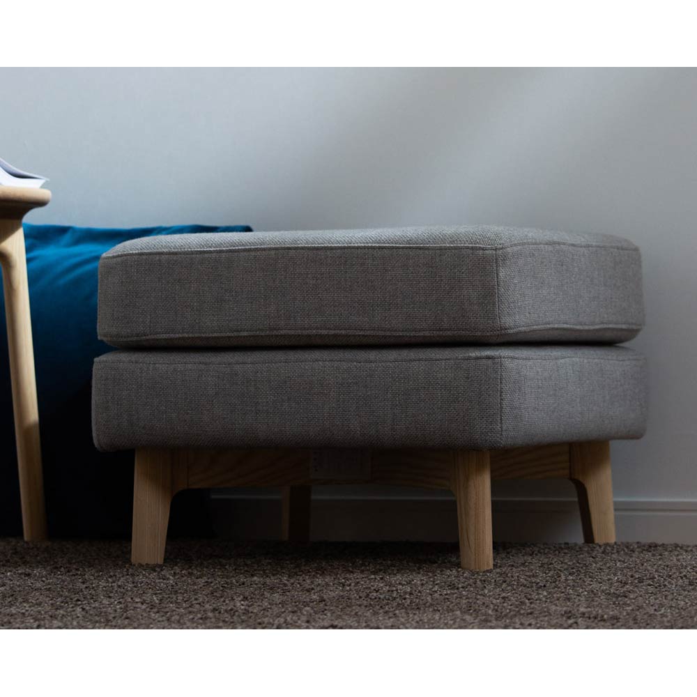 PISOLINO Stool Square NWH Mode HIRATA CHAIR COLLECTION / HIRATA CHAIR COLLECTION（ヒラタ チェア コレクション） / スツール / HCC10128_dt_03.jpg