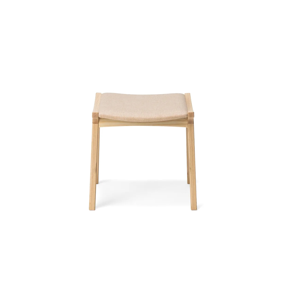 GADO Stool NWH Twill HIRATA CHAIR COLLECTION / HIRATA CHAIR COLLECTION（ヒラタ チェア コレクション） / スツール / HCC10272_dt_01.jpg