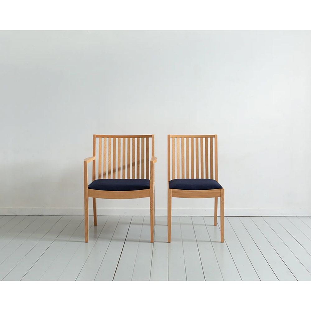 ROME Arm Chair NA-R Merit HIRATA Chair  COLLECTION / HIRATA CHAIR COLLECTION（ヒラタ チェア コレクション） / ダイニングチェア / HCC10417_dt_01.jpg