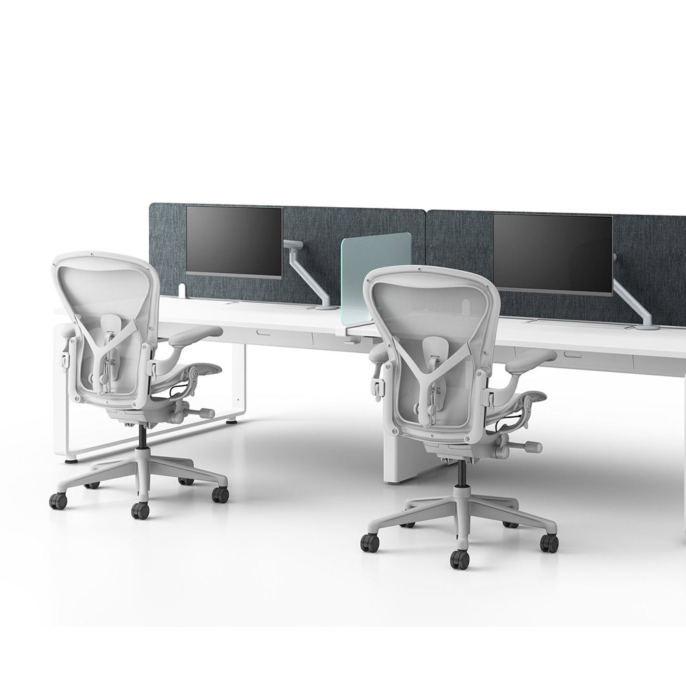 Aeron Chair Remastered B(Medium) 硬床/カーペット用キャスター / Herman Miller（ハーマンミラー） / 高機能チェア / HER10035_dt_14.jpg
