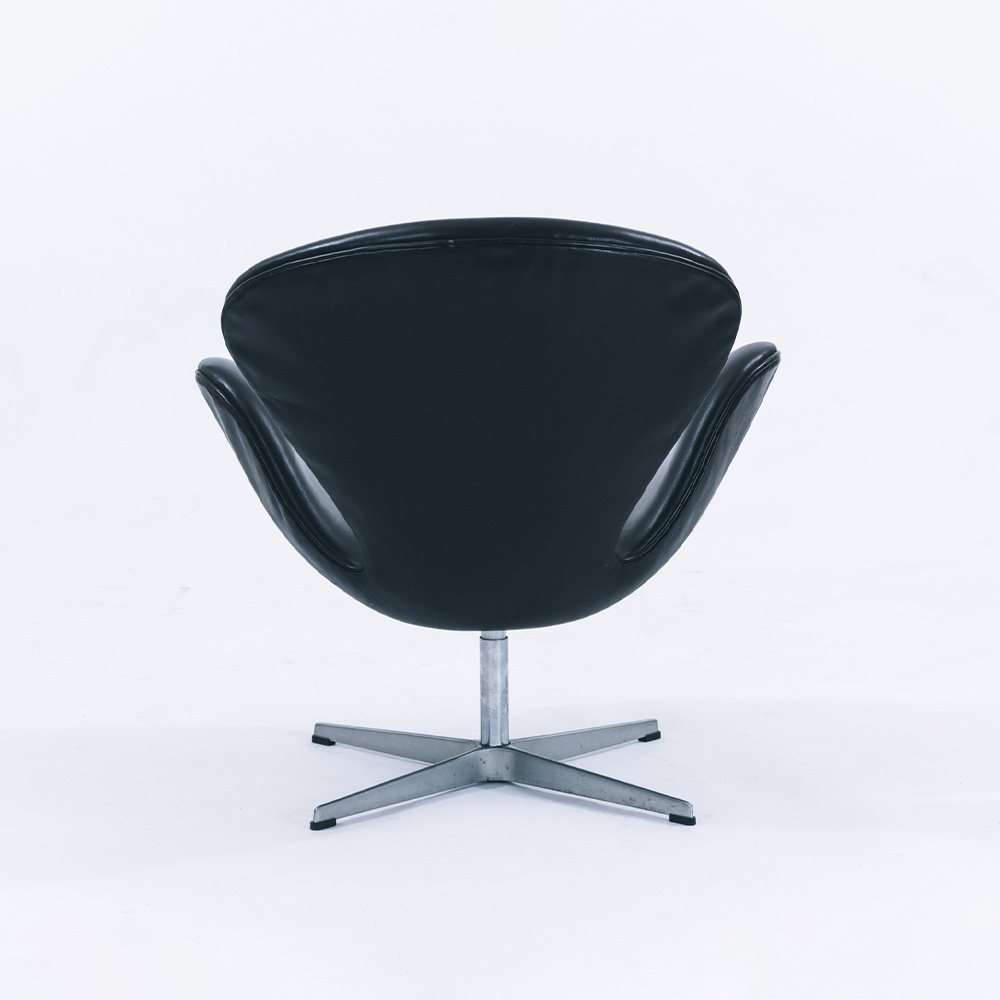 Arne Jacobsen｜Swan Chair｜FRITZ HANSEN / haluta（ハルタ） / ラウンジチェア / HLT20032_dt_03.jpg