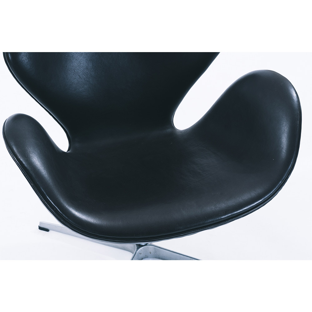 Arne Jacobsen｜Swan Chair｜FRITZ HANSEN / haluta（ハルタ） / ラウンジチェア / HLT20032_dt_06.jpg