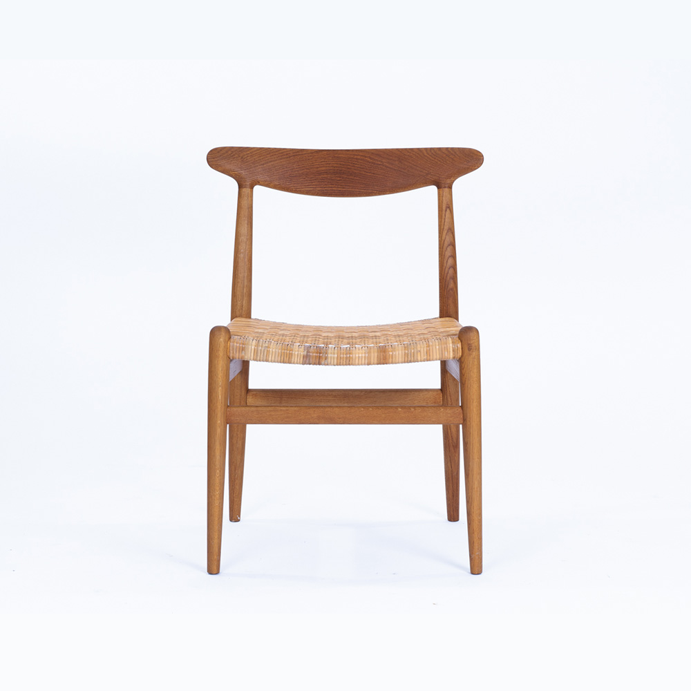 Hans J Wegner ｜W2 dining chair｜C.M.Madsen / haluta（ハルタ） / ダイニングチェア / HLT20044_dt_01.jpg