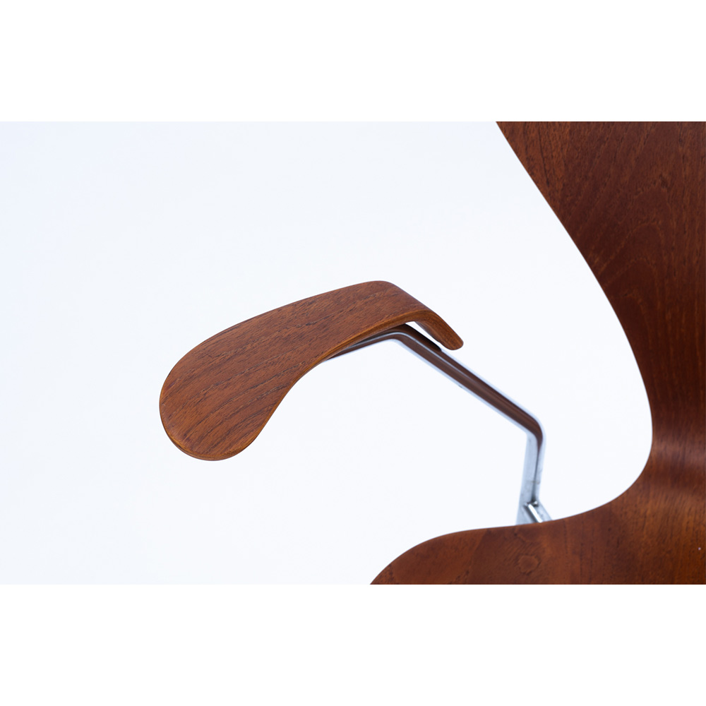 Arne Jacobsen｜model.3207 セブンチェア アームチェア / haluta（ハルタ） / ダイニングチェア / HLT20045_dt_05.jpg