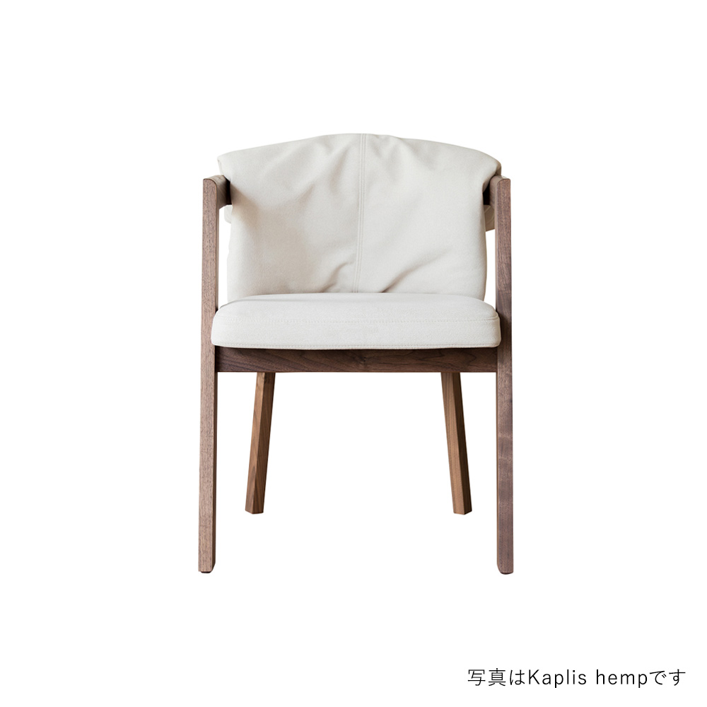 SOLIDO Arm Chair Walnut Kaplis HIRASHIMA / HIRASHIMA（ヒラシマ） / ダイニングチェア / HSM10013LBR_ma.jpg